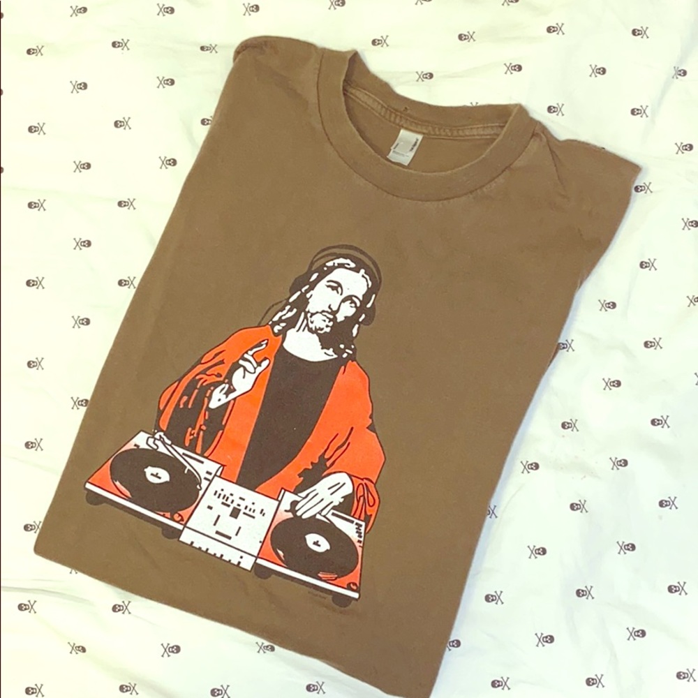 Jesus DJ Shirt “Jesus is my Dj” shirt.